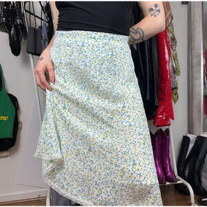 Women's Pierre Cardin Skirt Size 14 White Floral whimsical vintage 90s grunge